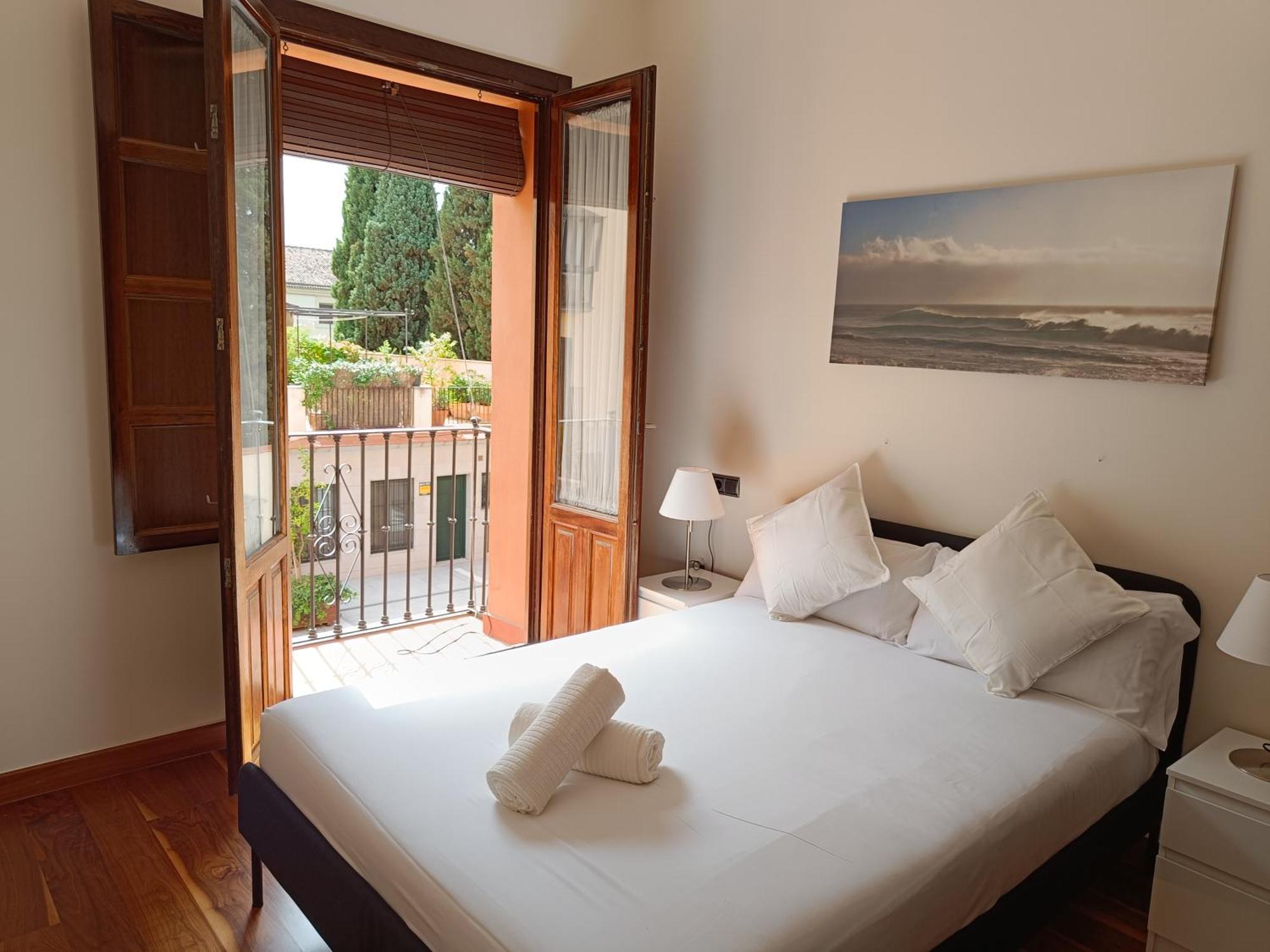 Apartamentos Palacio De Los Jeronimos Granada Dış mekan fotoğraf